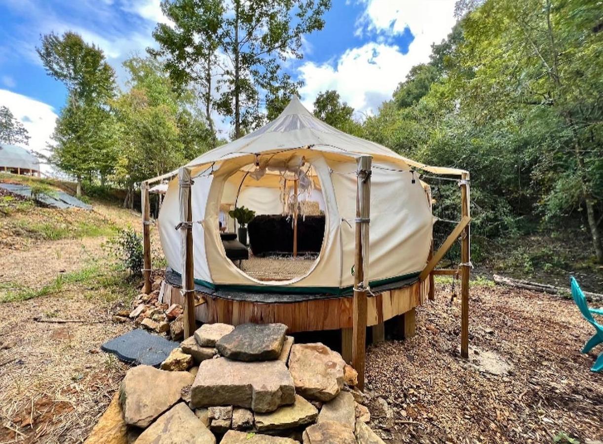 The Aries-A Stargazing, Luxury Glamping Tent Rogersville Buitenkant foto